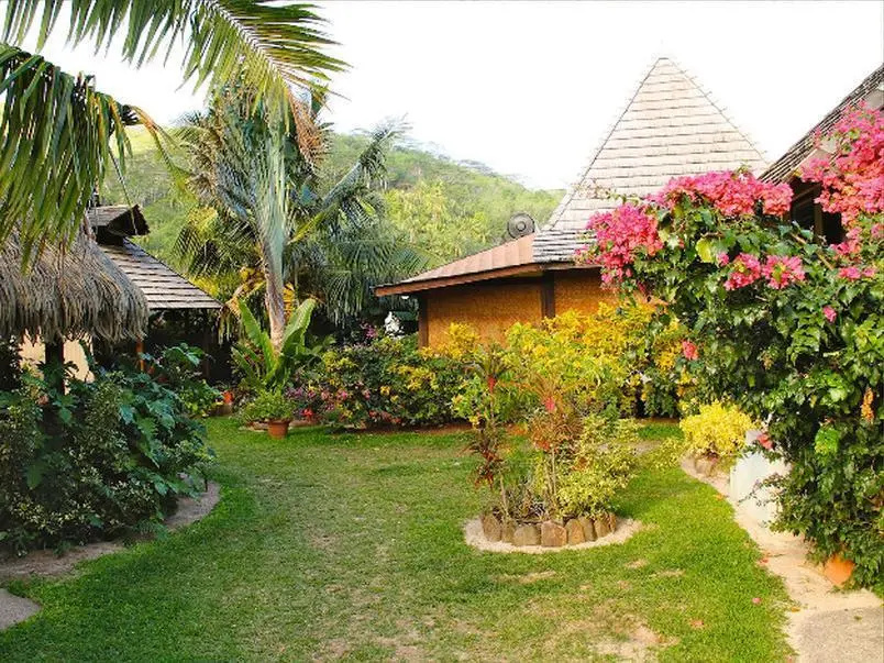 Quadruple Bungalow with garden view