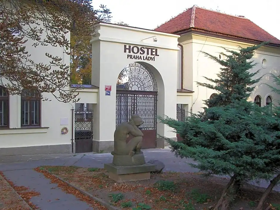 Hostel Praha Lv Dvv