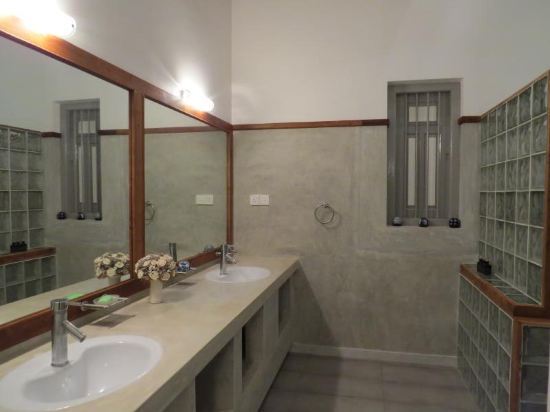 Villa Hundira