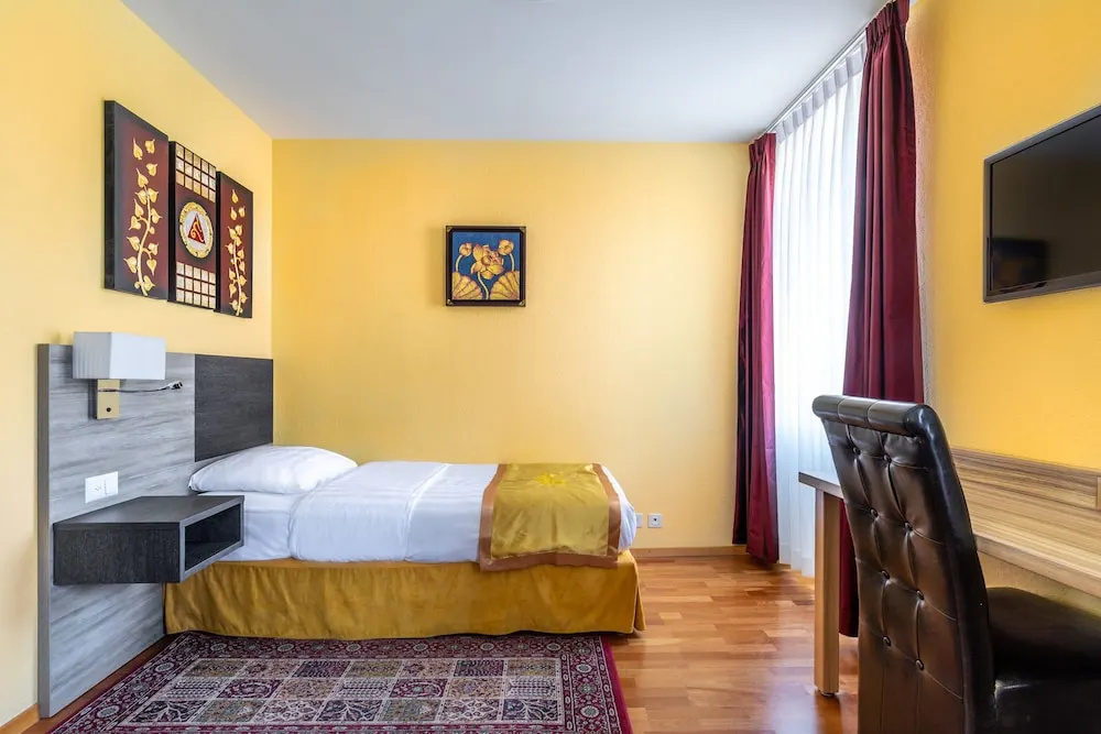Standard Single room (single bed)