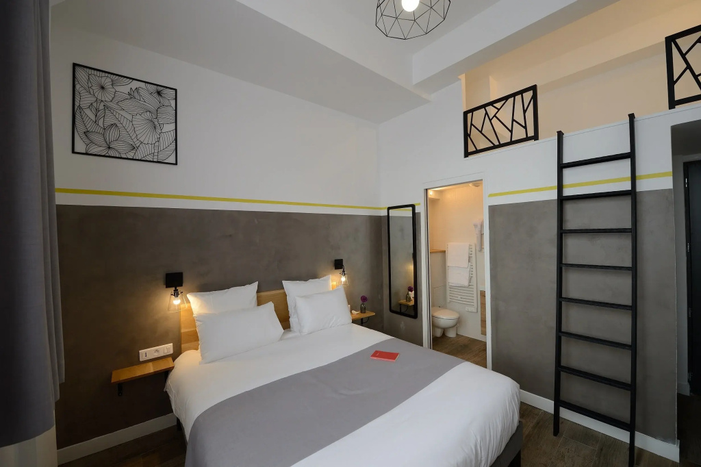 Hotel photo 30