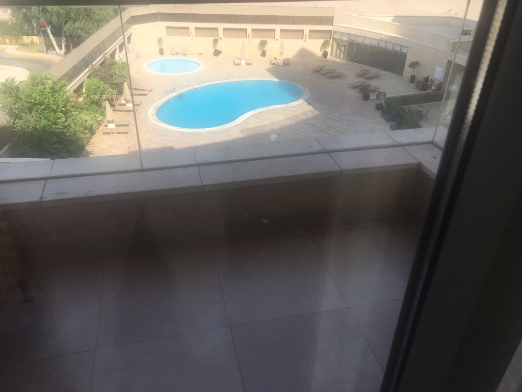 Deluxe room with pool view