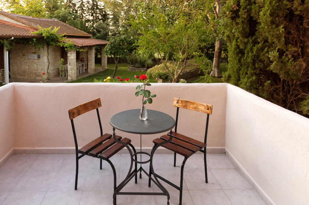 Balcony & Terrace