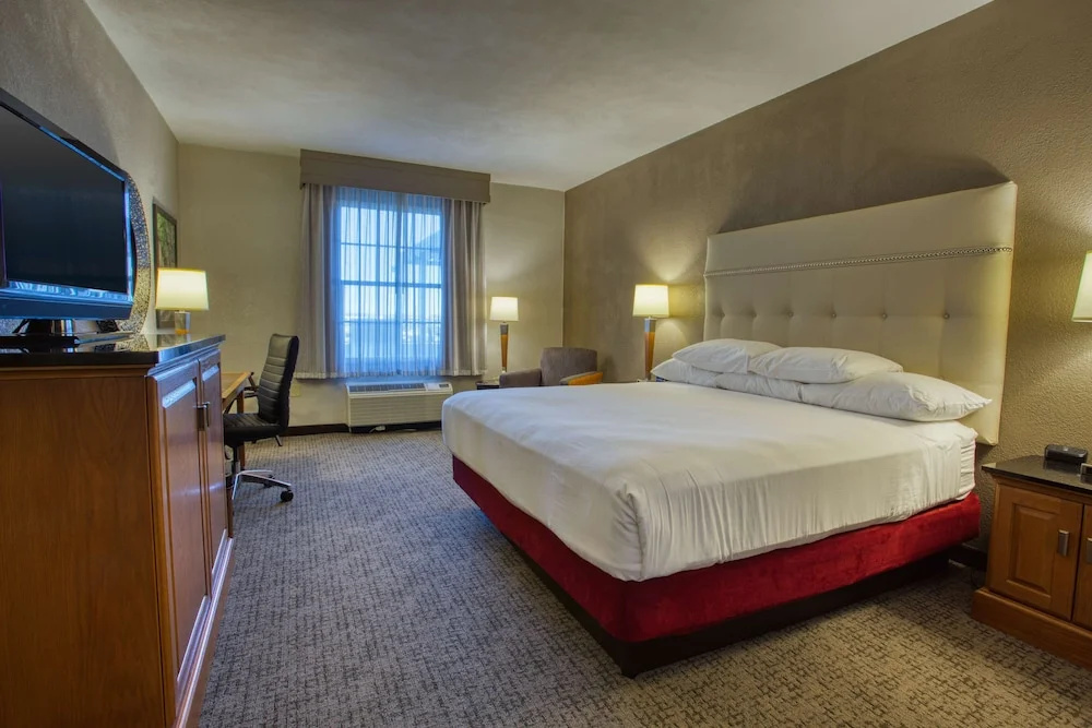 Drury Inn & Suites Near La Cantera Parkway - Chambres