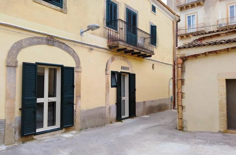Cataldi's Rooms Noto