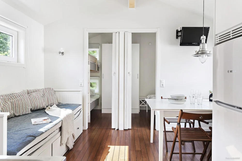 3 Bedrooms Bungalow