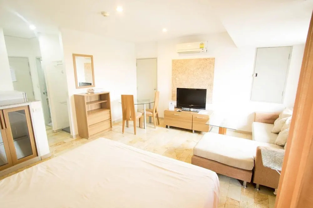 Galare Thong Tower - Chambres