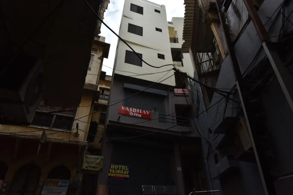 Spot On 85212 Hotel Vaibhav
