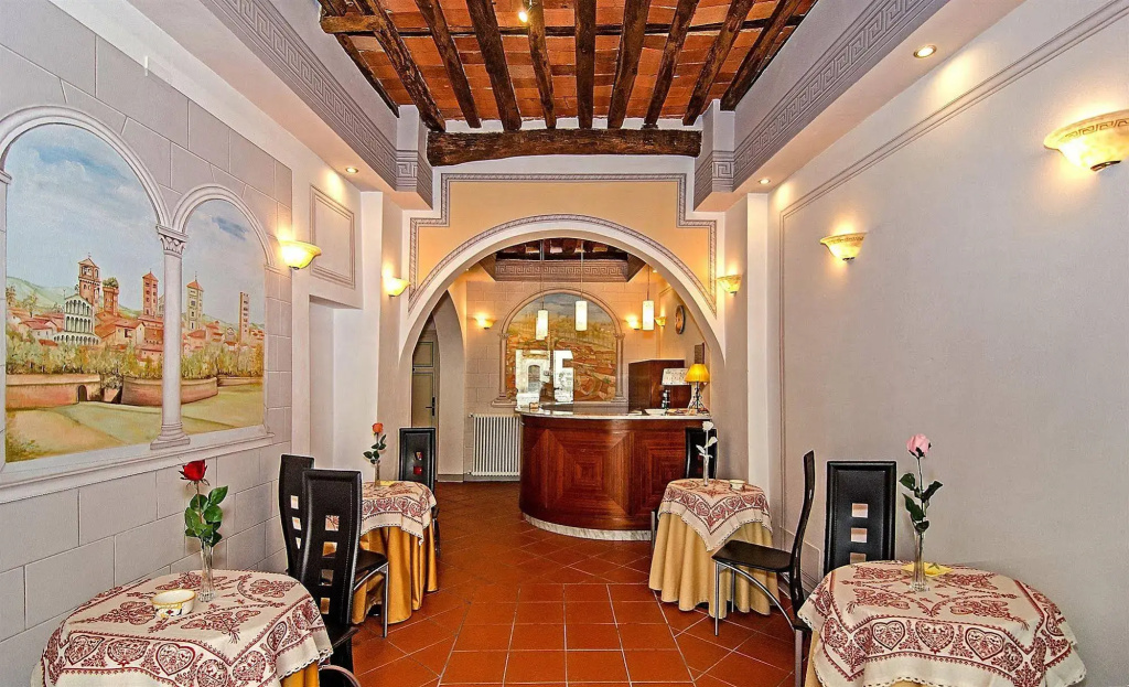 Hotel photo 13