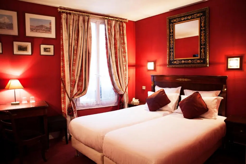 Hotel de La Motte Picquet 51