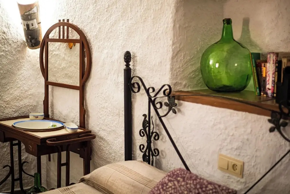 3 Bedrooms Apartment