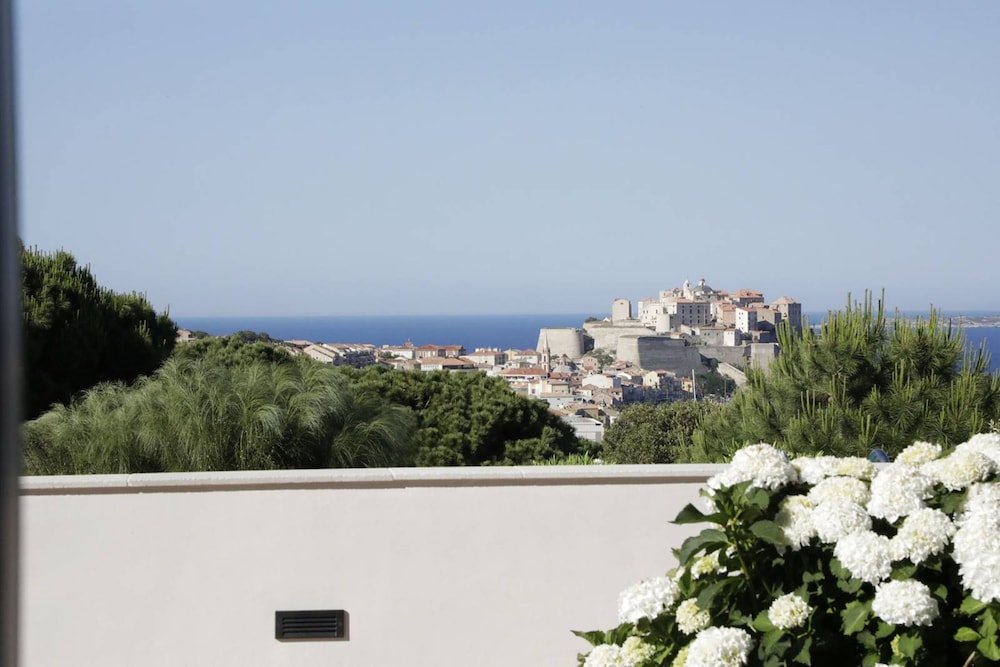 La Villa Calvi, Corsica Image 4