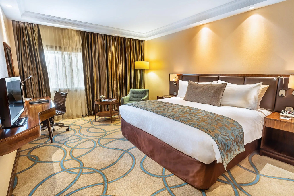 Classic High Floor Double room (full double bed)