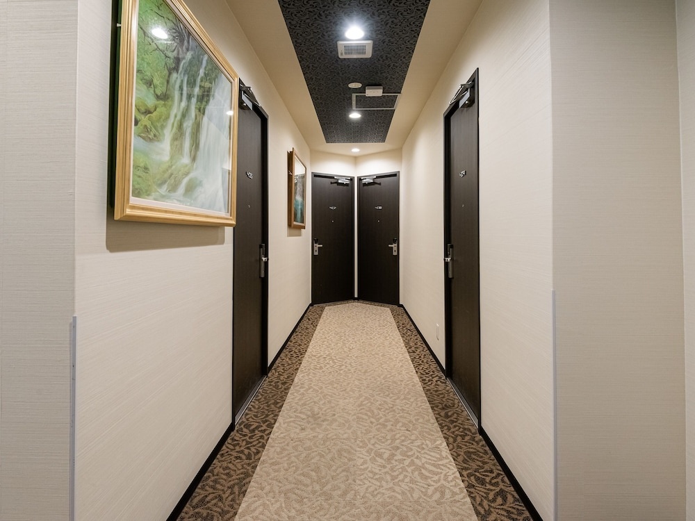 Oyo 44746 Plaza in Namba Minami 사진 17