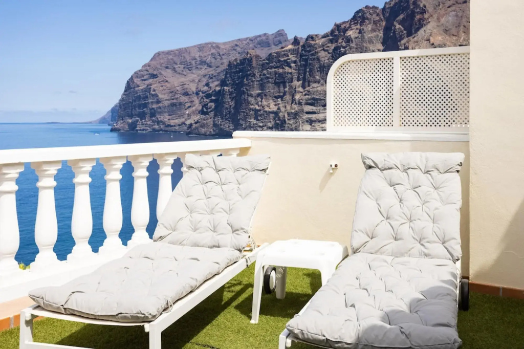 Maravilloso ático, vistas al mar by Edén Rentals