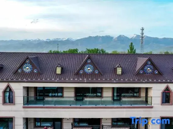 Tingshan Youyuan · Scenic Hillview Garden Boutique Stay (Narat Tourist Scenic Area Branch)