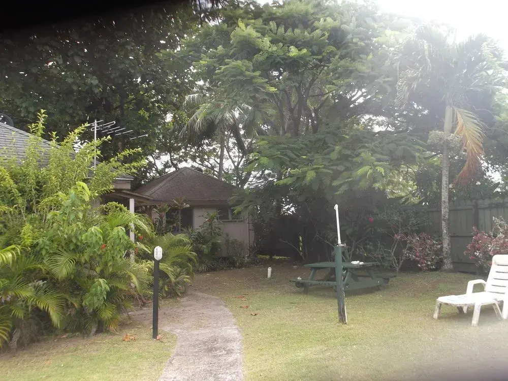 Muriavai Bungalows