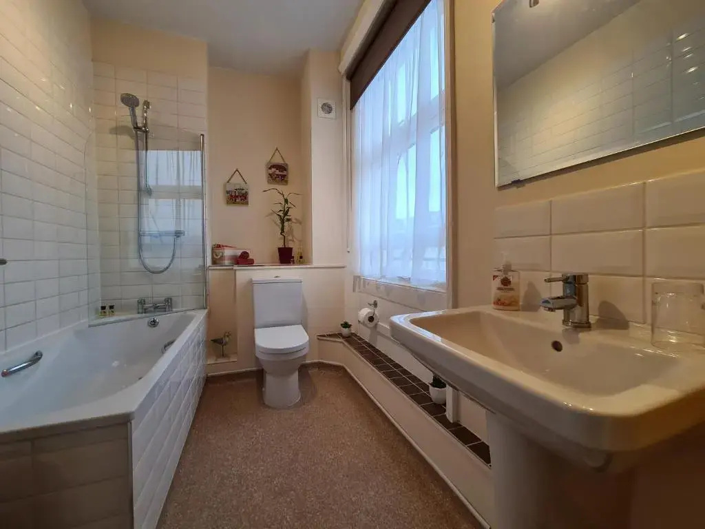 10 to12 Folkestone Bed  Breakfast - Chambres