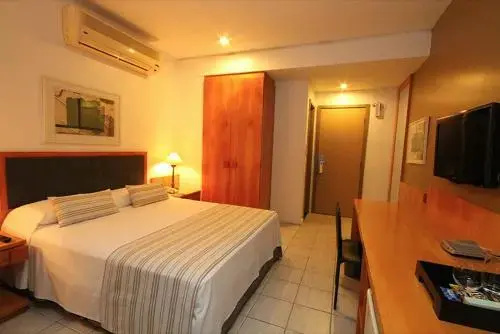 Room Office & Beach Apartments - Go Make A Trip