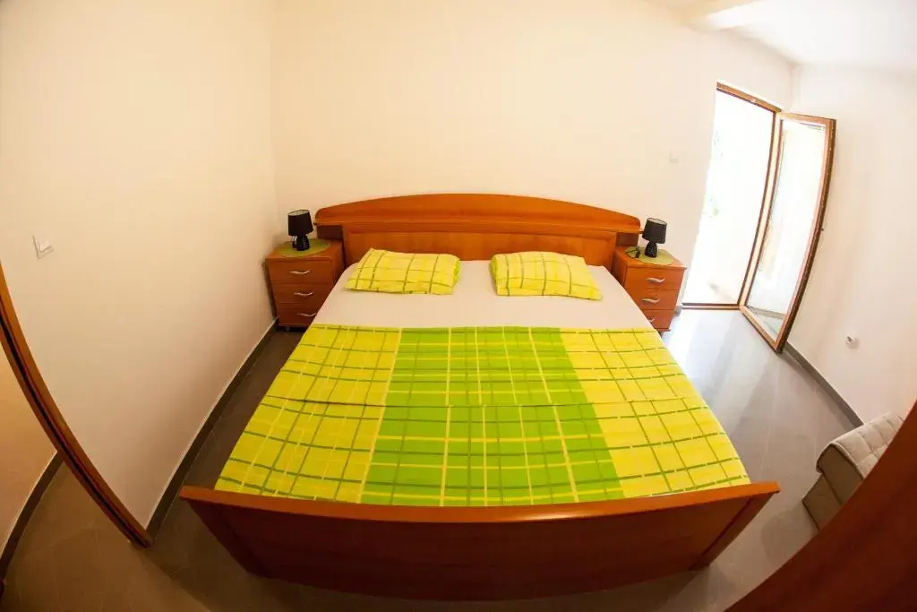 1 Bedroom Basement Apartment