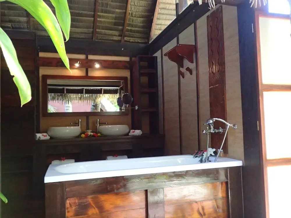 Fare Pea Iti Romantic Lodge by null