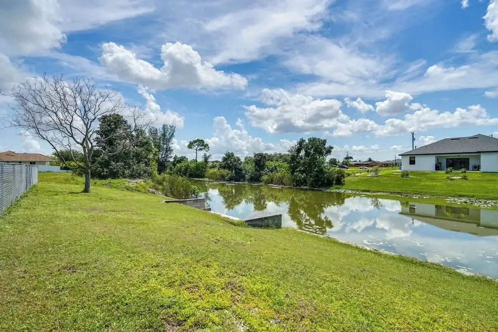 Canal-view Home w/ Grill in Cape Coral!