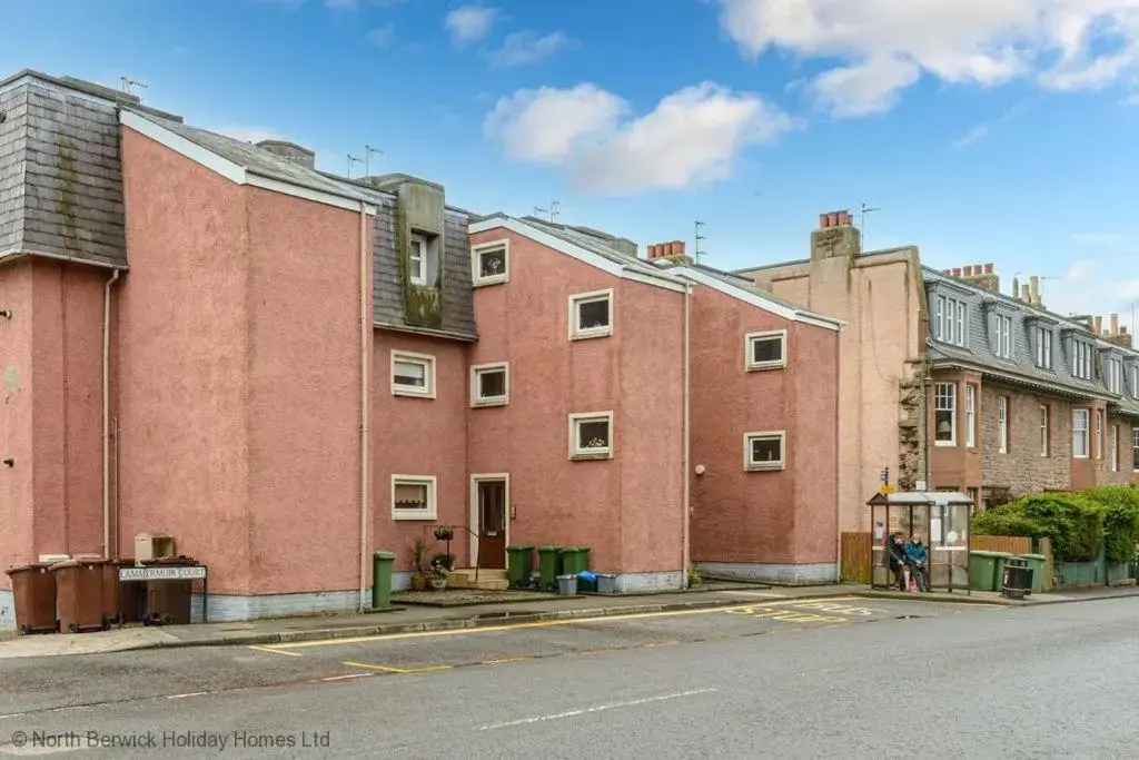 Thistle Apartment 1