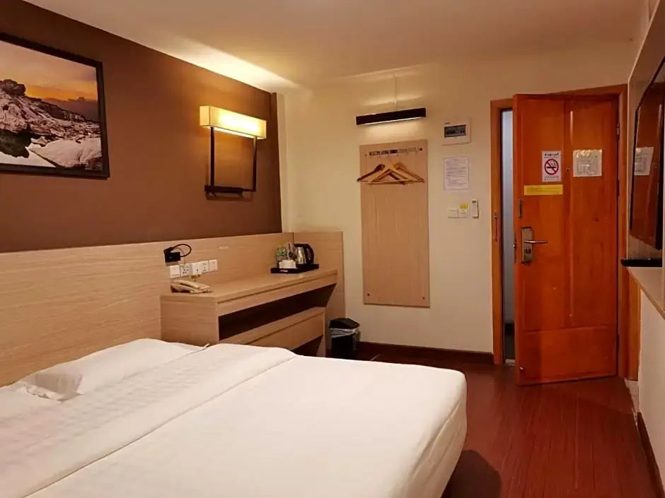 Chiang Roi 7 Days Inn - Chambres
