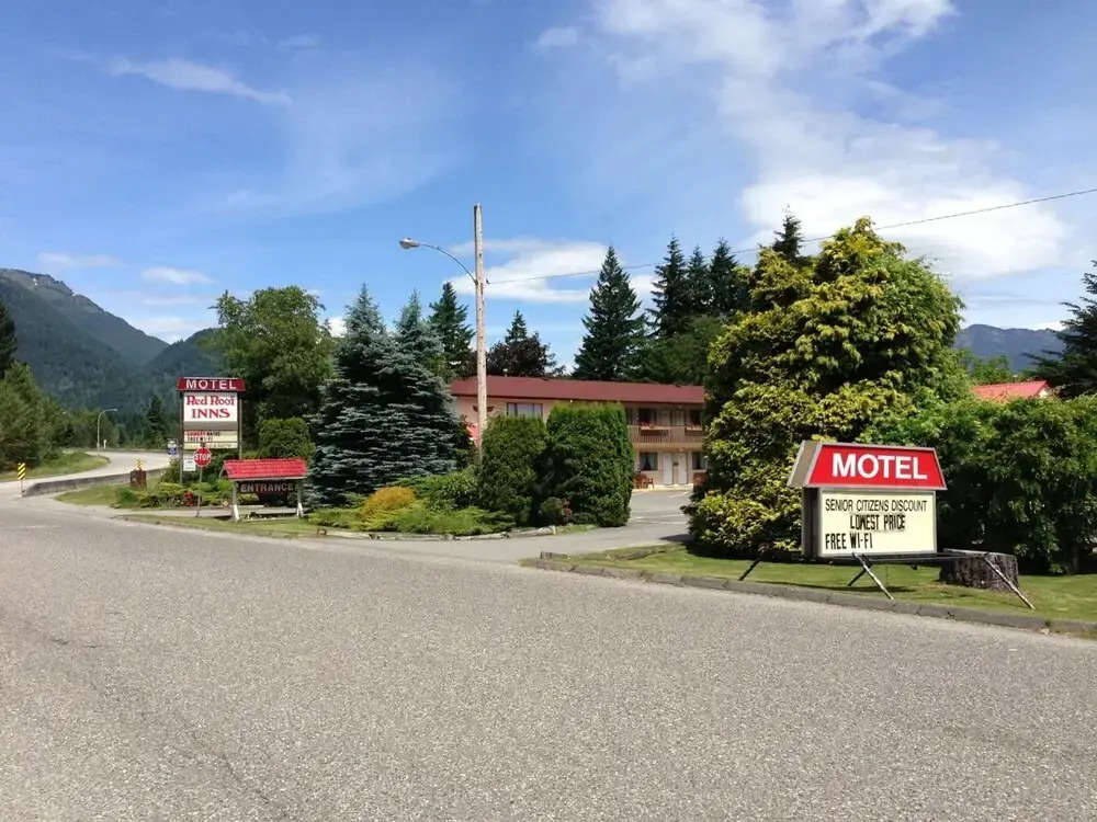 Red Roof Motor Inn