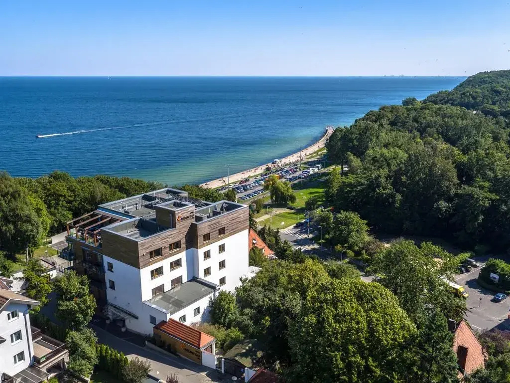 Beach & Waterfront