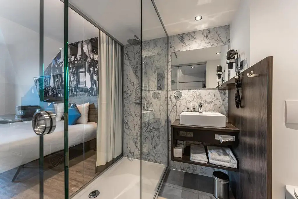 Velotel Brugge - Chambres