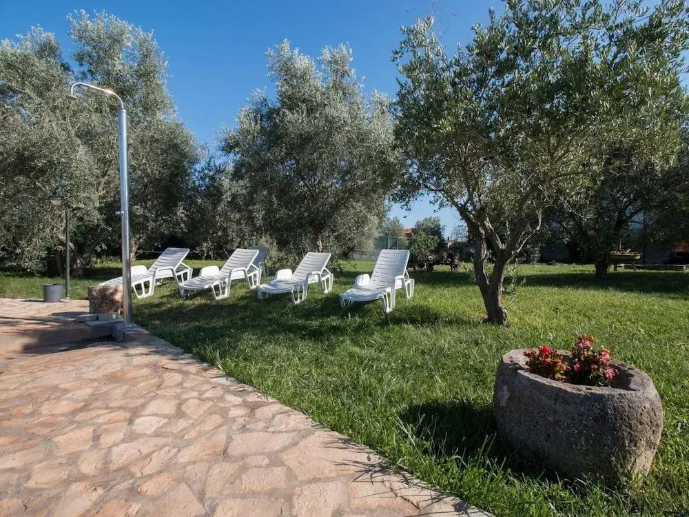 Apartment in Valbandon Near Beach & Pool