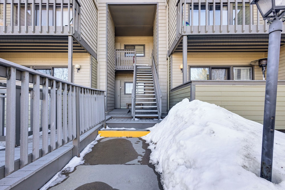 Shuttle to Winter Park Resort: Mtn-view Condo!