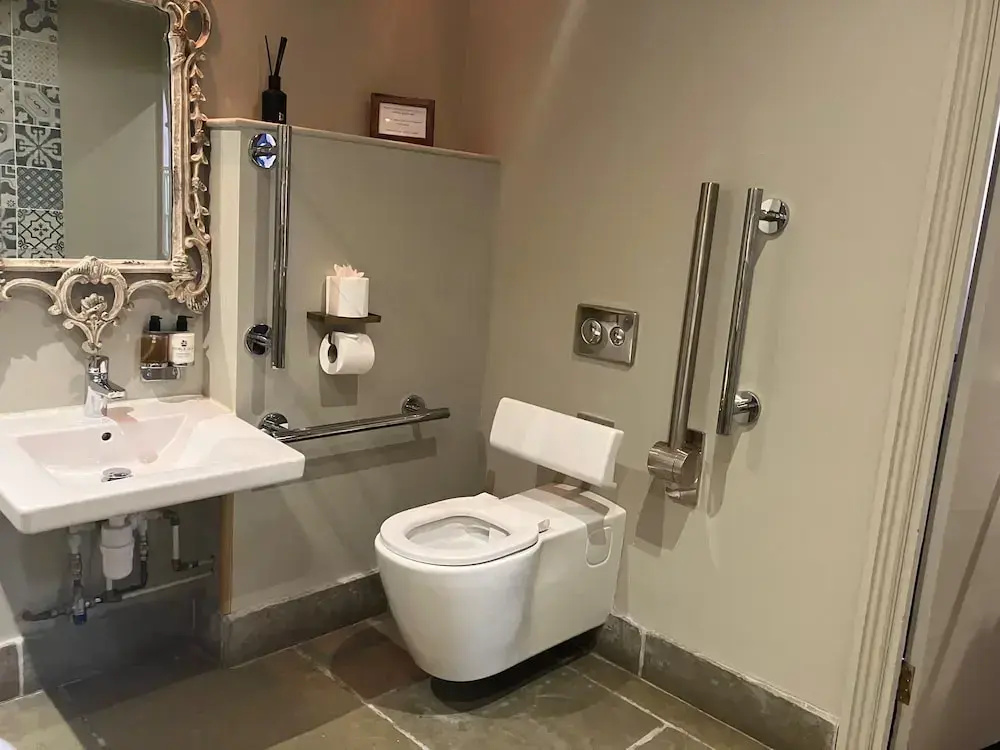 Economy room