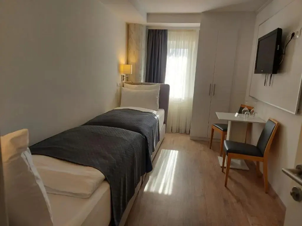 Gartenhotel Altmannsdorf - Chambres