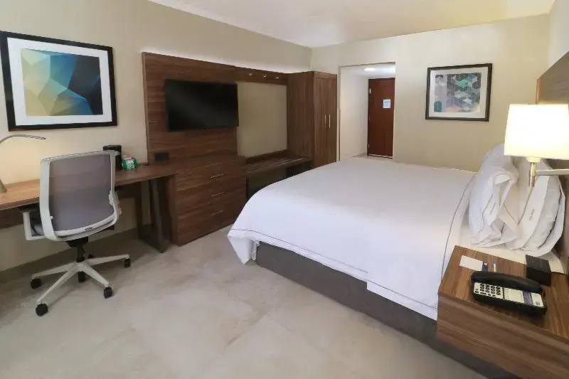 Holiday Inn Express Guadalajara Aeropuerto by IHG - Chambres