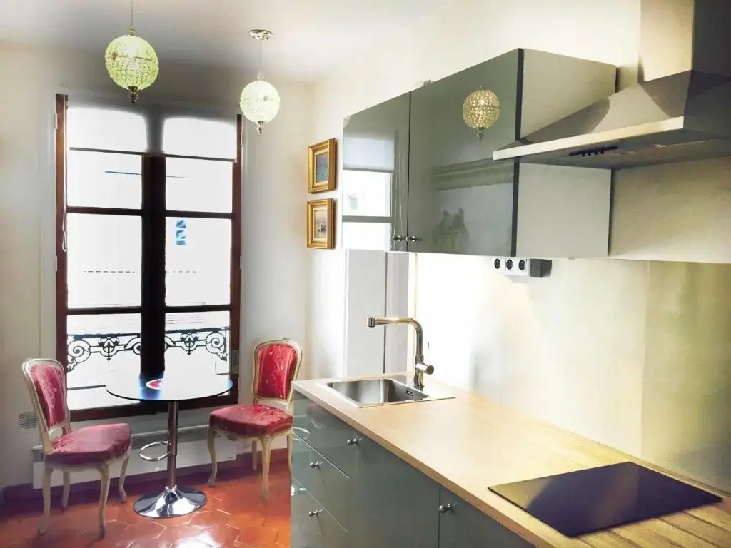 Hotel le Pavillon 100