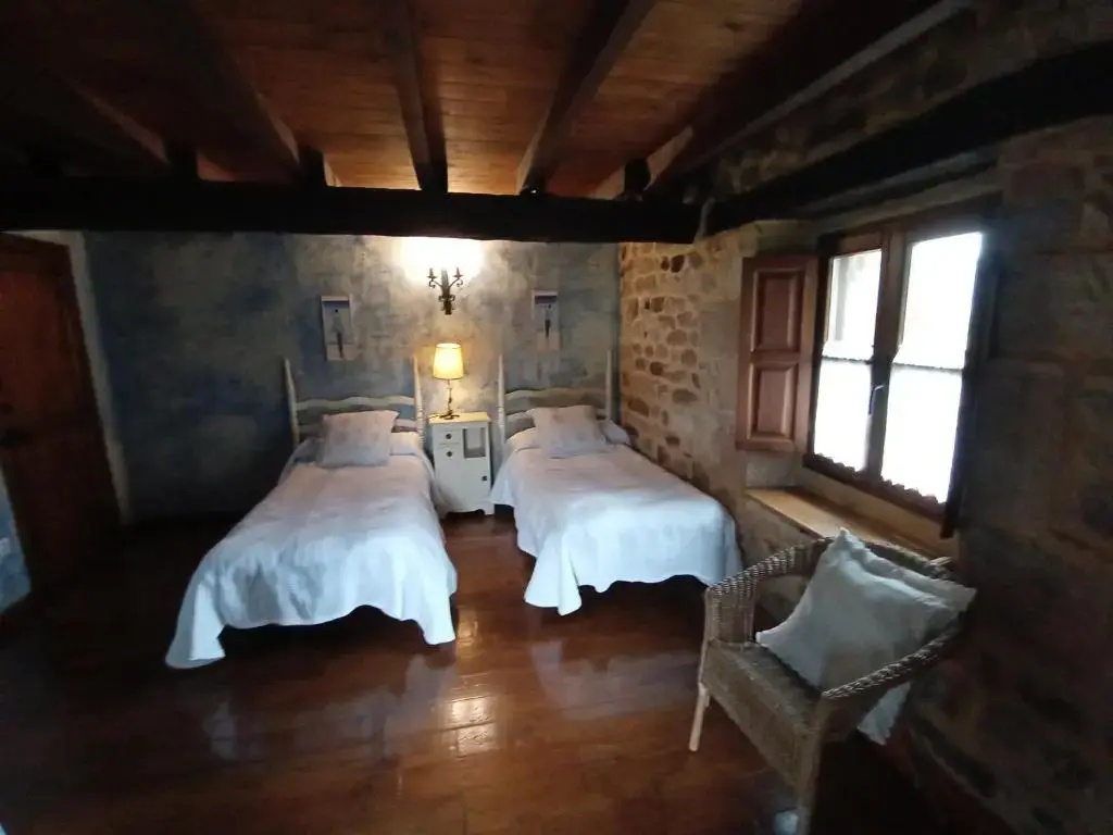 El Espesedo de Cabárceno, Casa rural - Chambres