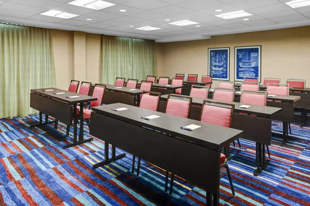 Fairfield Inn & Suites by Marriott Cape Cod Hyannis - Général