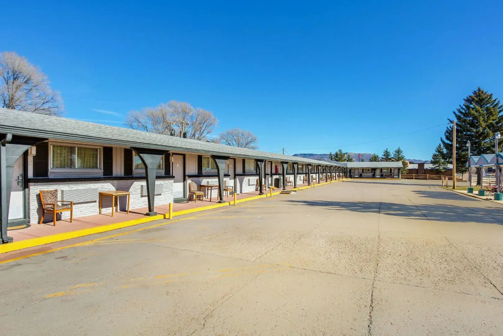 Rodeway Inn & Suites Raton - фото 11