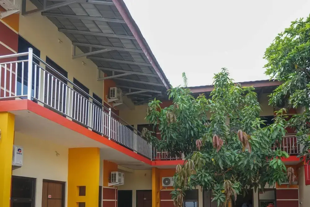 RedDoorz Near Stasiun Kroya