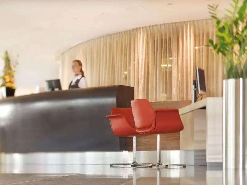 Mövenpick Hotel Zuerich-Airport - Chambres