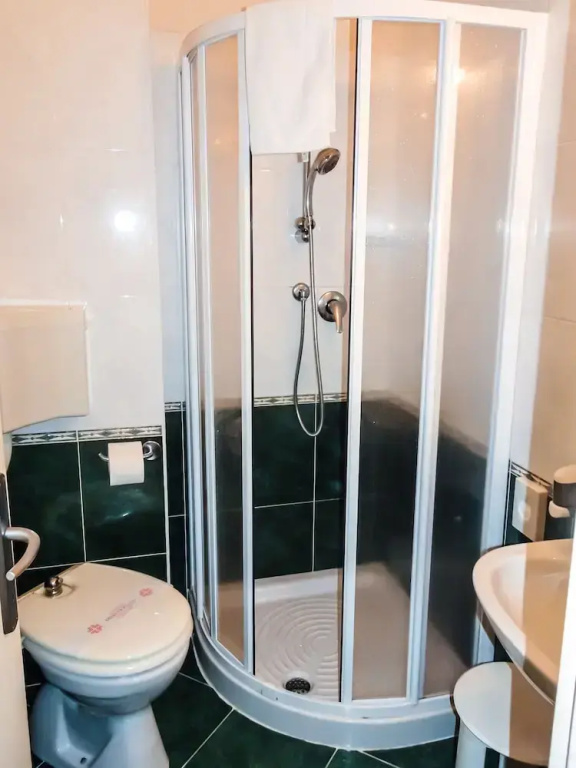 Standard Triple room with balcony
