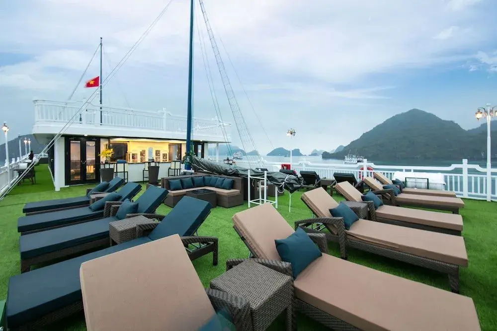 Lapinta Luxury Cruises
