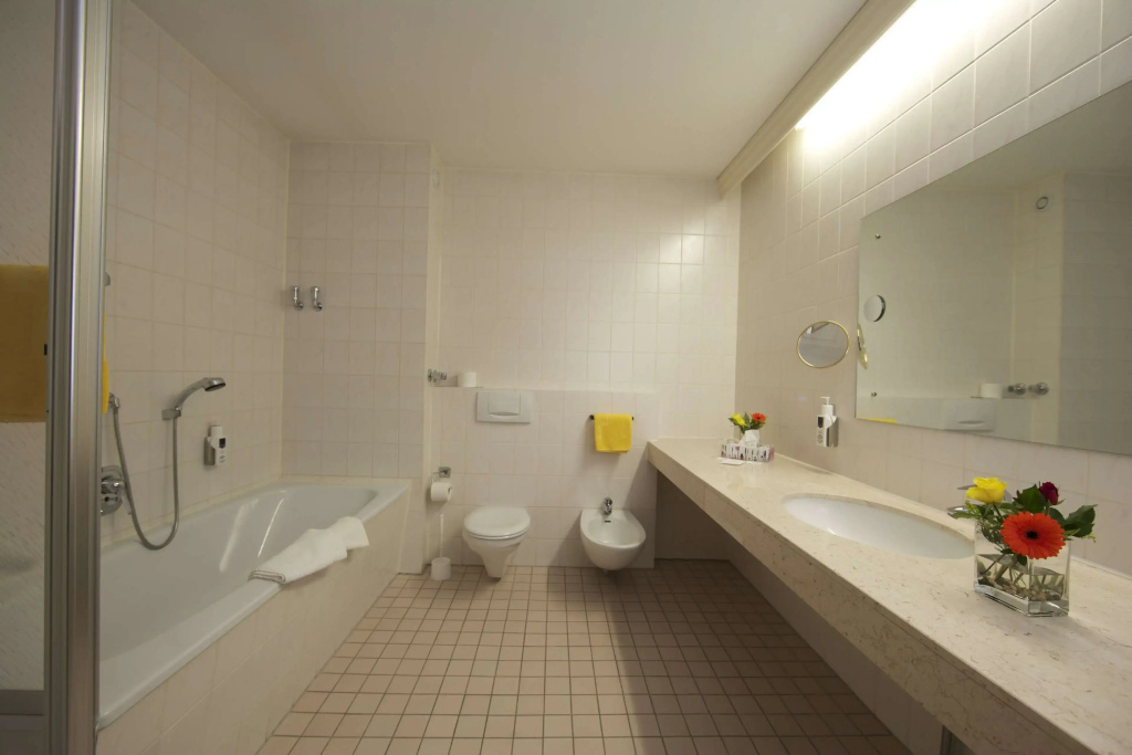 Comfort room