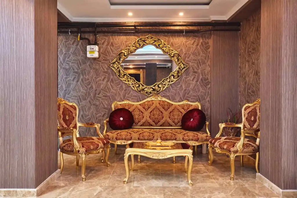 Lobby & Reception