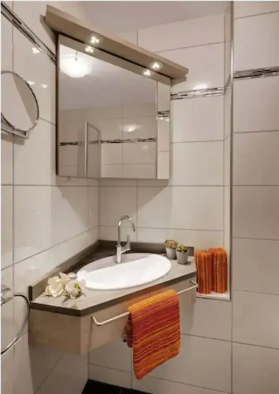 1 Bedroom Standard Double room with balcony (full double bed)