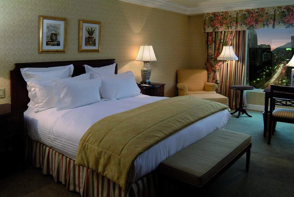 The Ritz-Carlton, Santiago by null