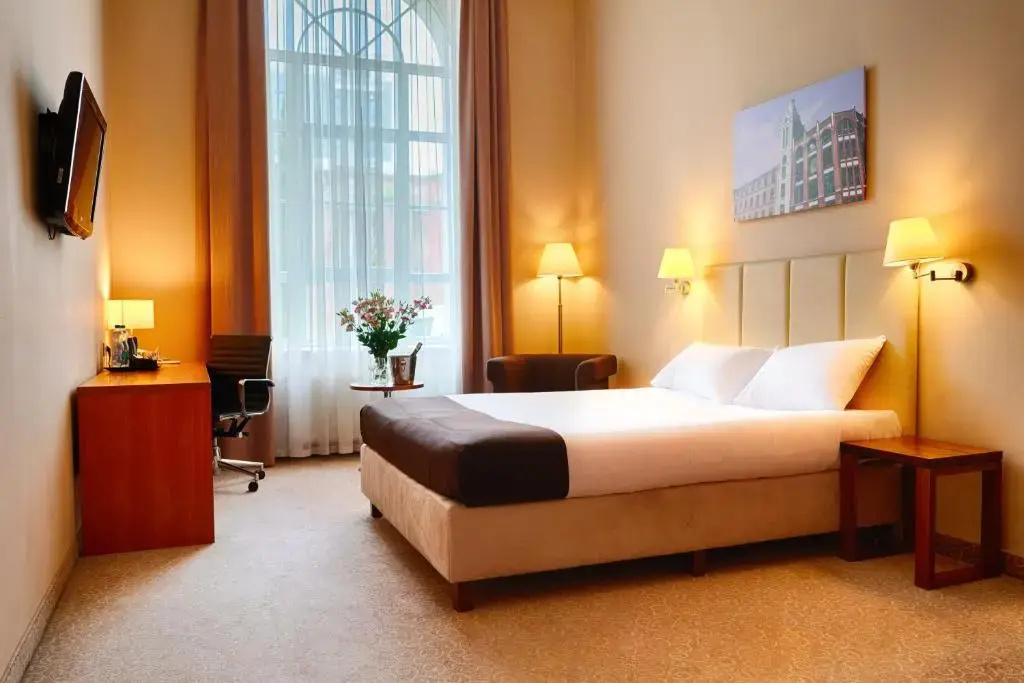 Premium Double room (full double bed)