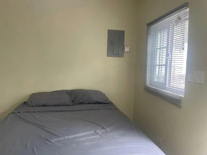 Inez Roots Hostel — 2